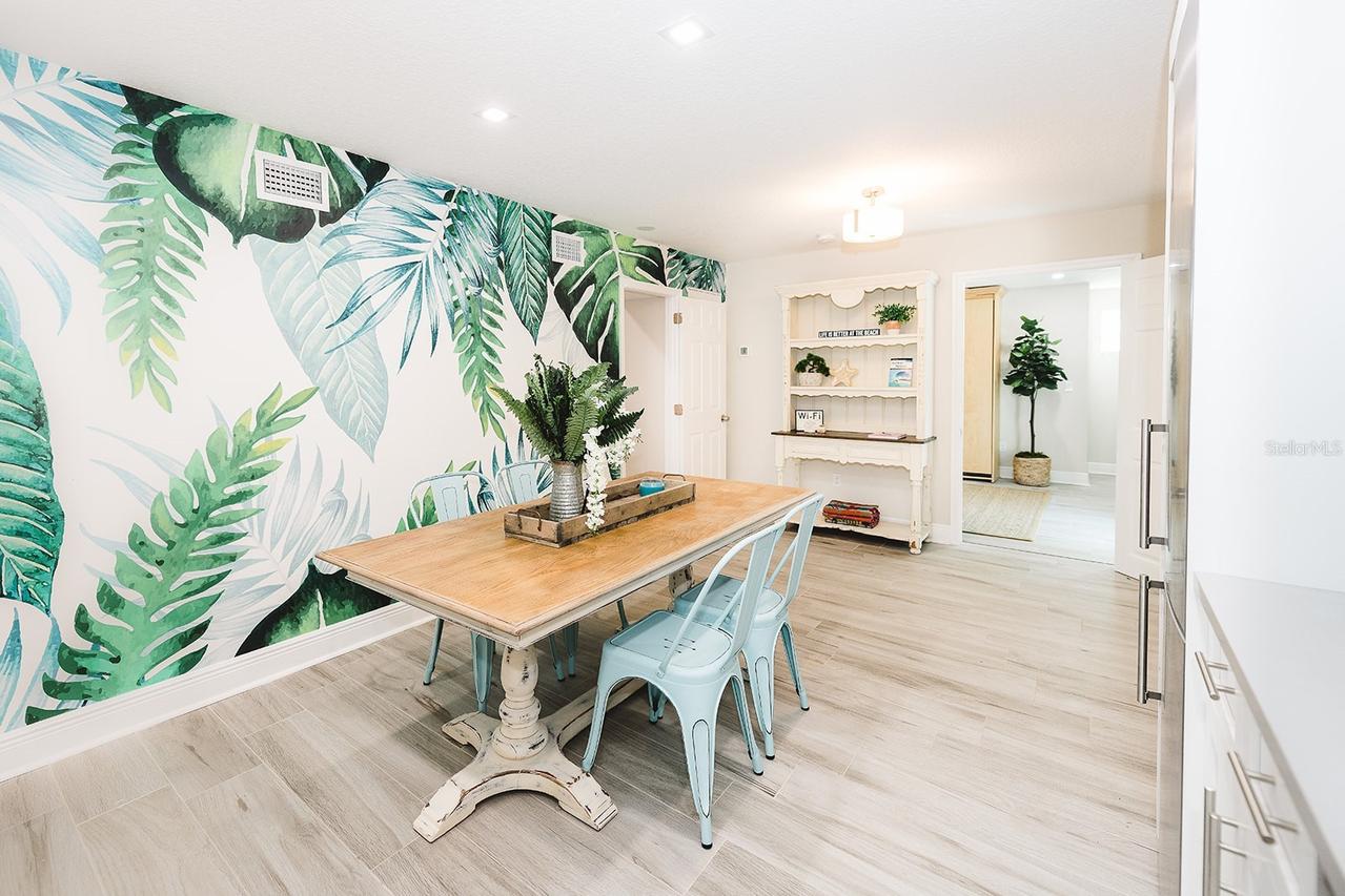 106 E Bay Dr., Treasure Island, FL 33706