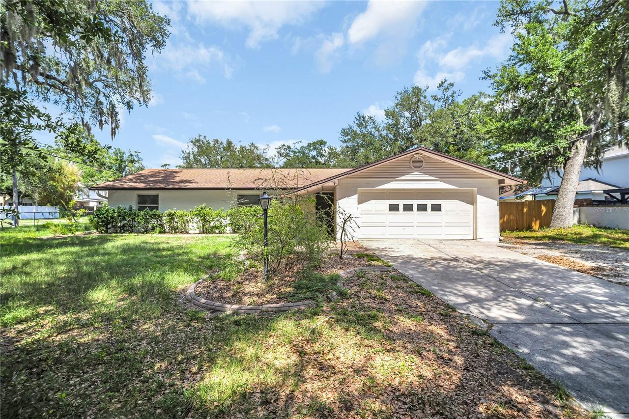 6820 South Shamrock Rd., Tampa, FL 33616
