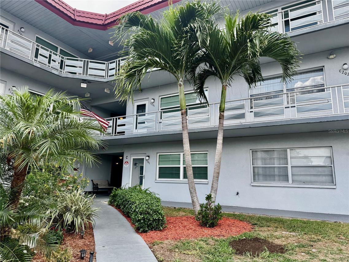 5660 80th St. #C101, St Petersburg, FL 33709