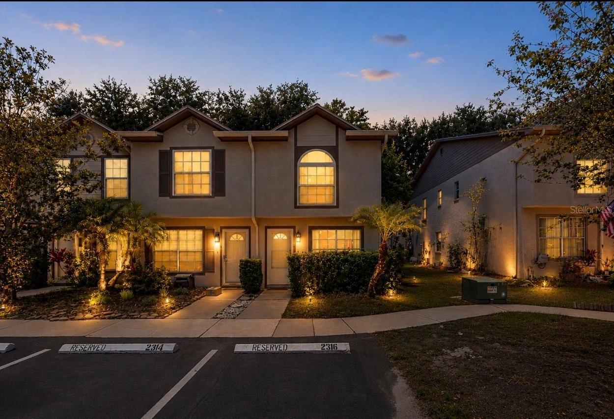 2316 Fletchers Point Cir., Tampa, FL 33613