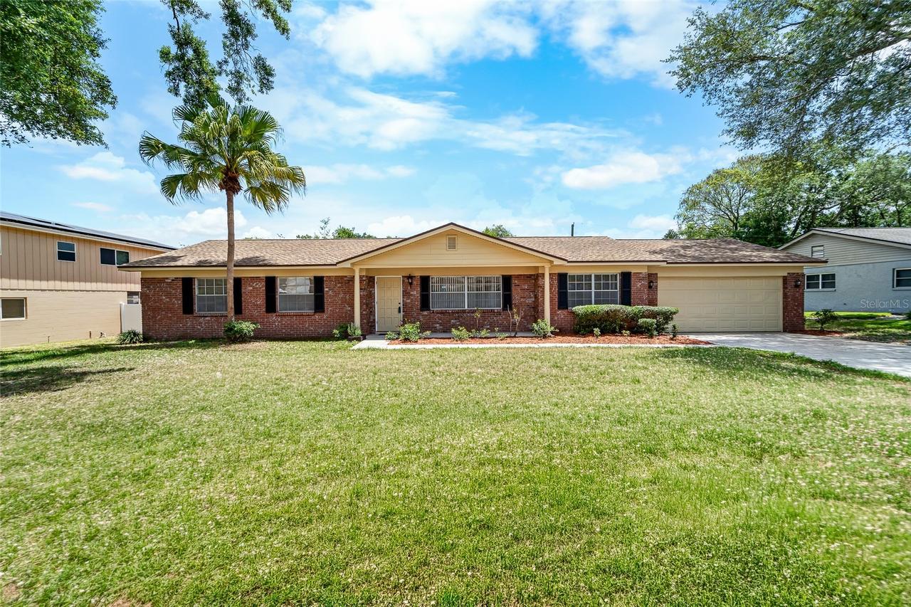 11003 Kewanee Dr., Temple Terrace, FL 33617