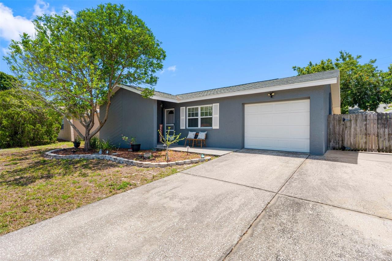 2334 Knoll Ave., Palm Harbor, FL 34683