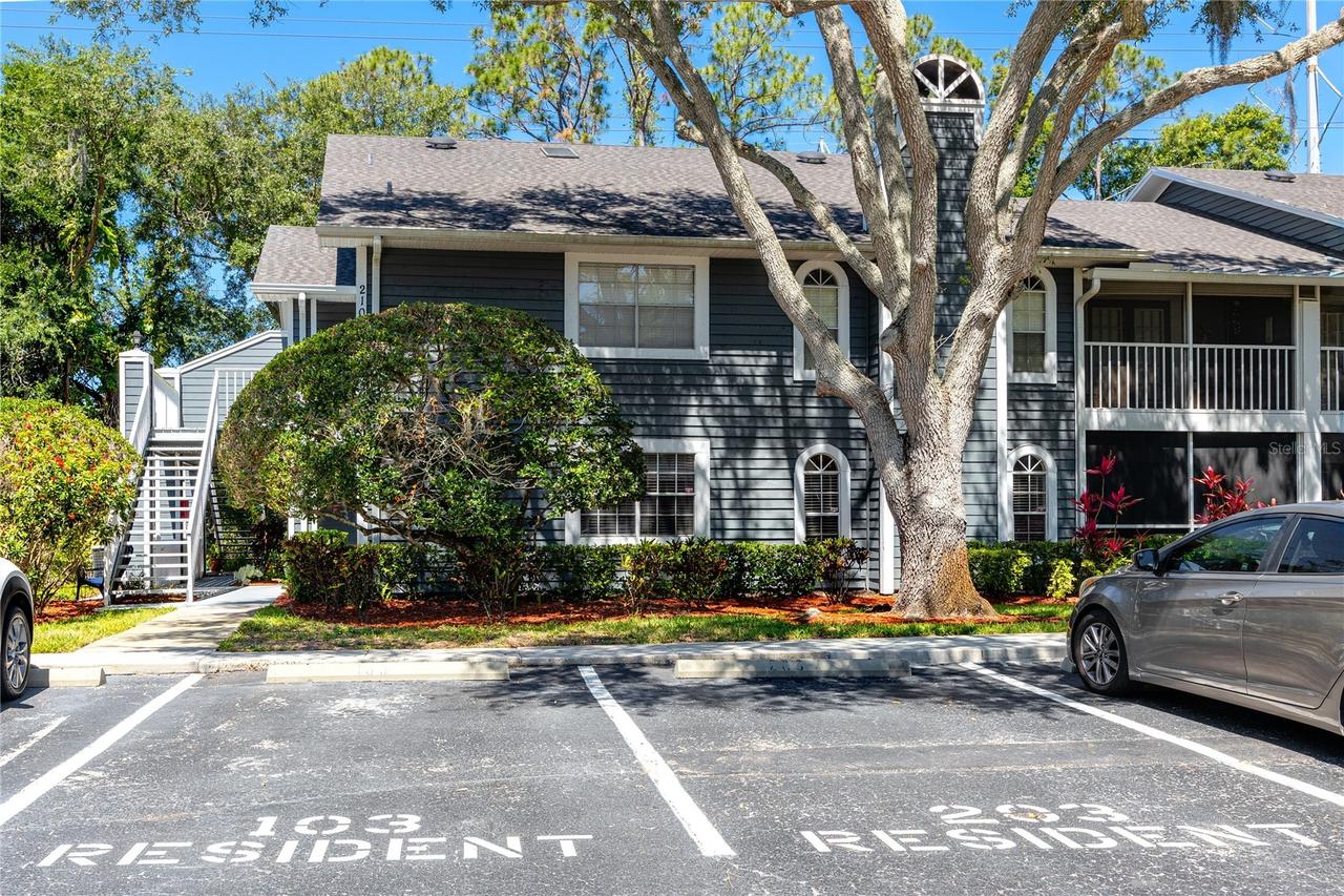 2101 Fox Chase Blvd. #107, Palm Harbor, FL 34683