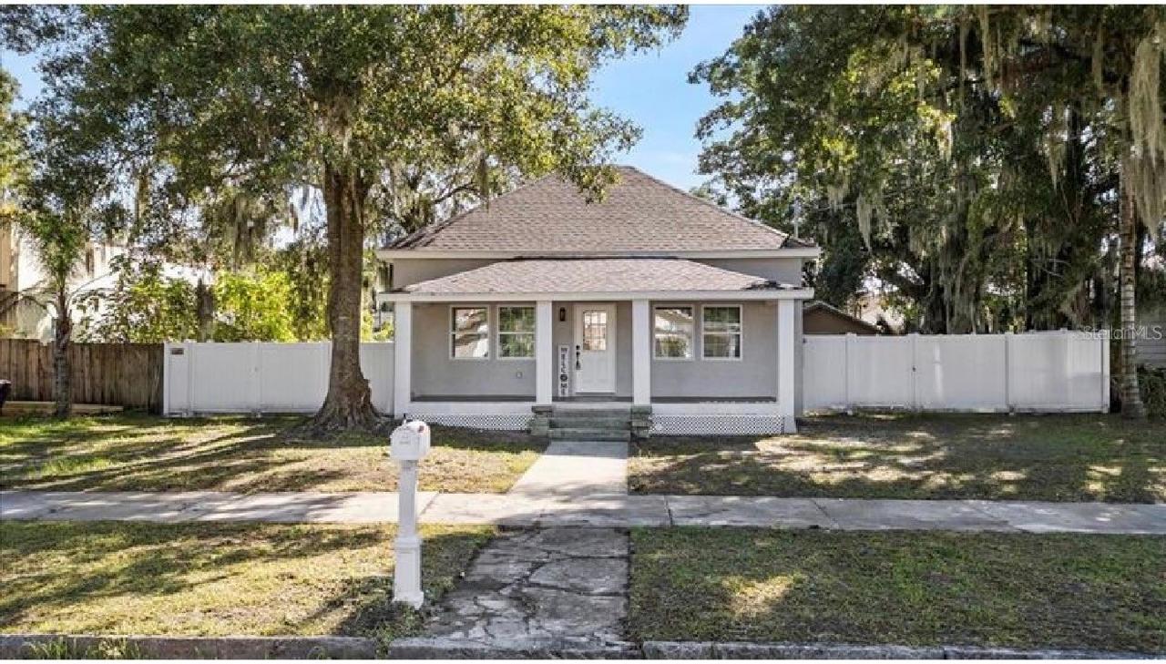 506 N Warnell St., Plant City, FL 33563