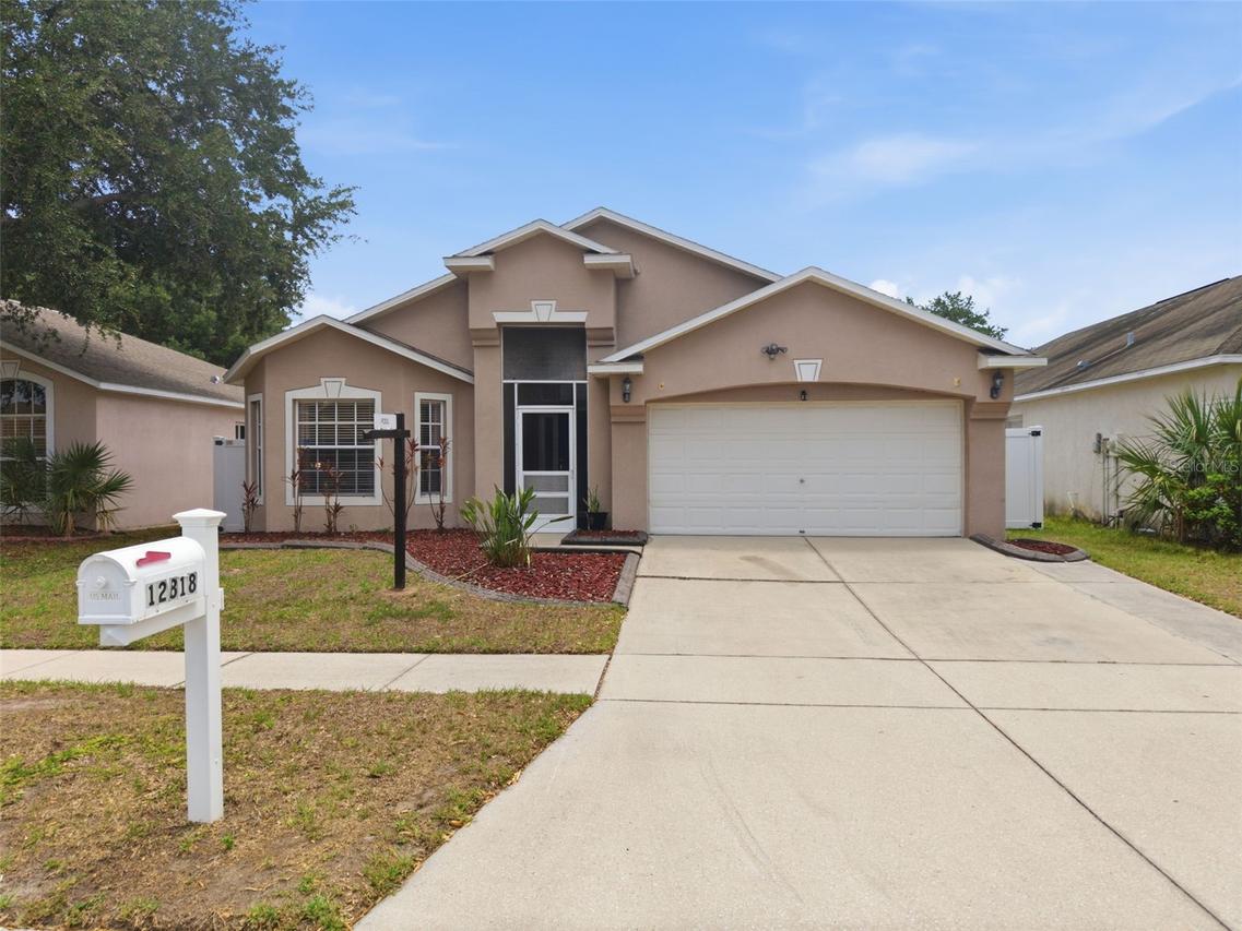 12818 Lake Vista Dr., Gibsonton, FL 33534