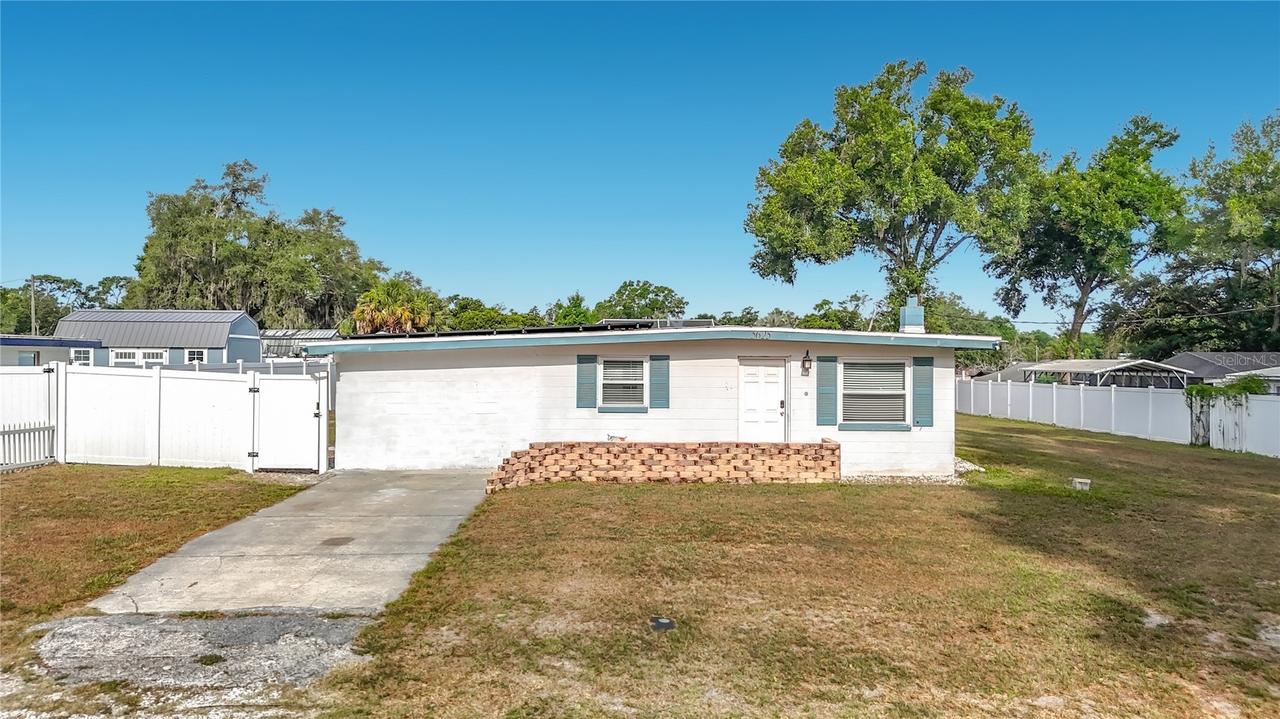 5625 23rd St., Zephyrhills, FL 33542