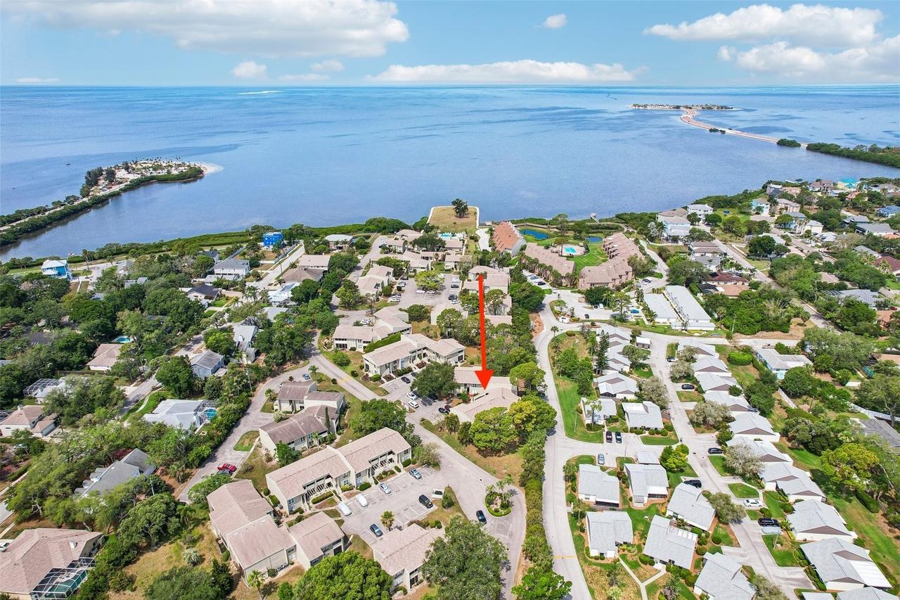 505 Windrush Bay Dr., Tarpon Springs, FL 34689