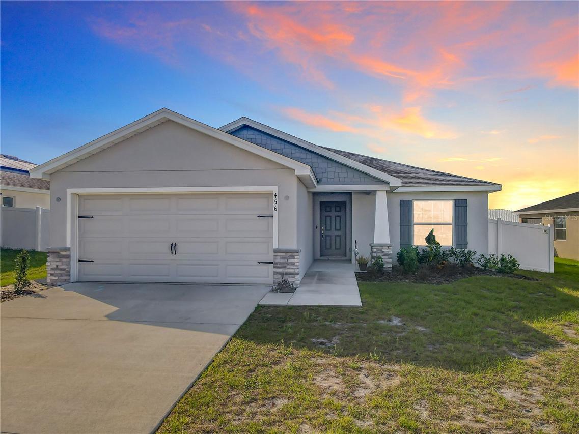 456 Hilltop Dr., Lake Wales, FL 33853