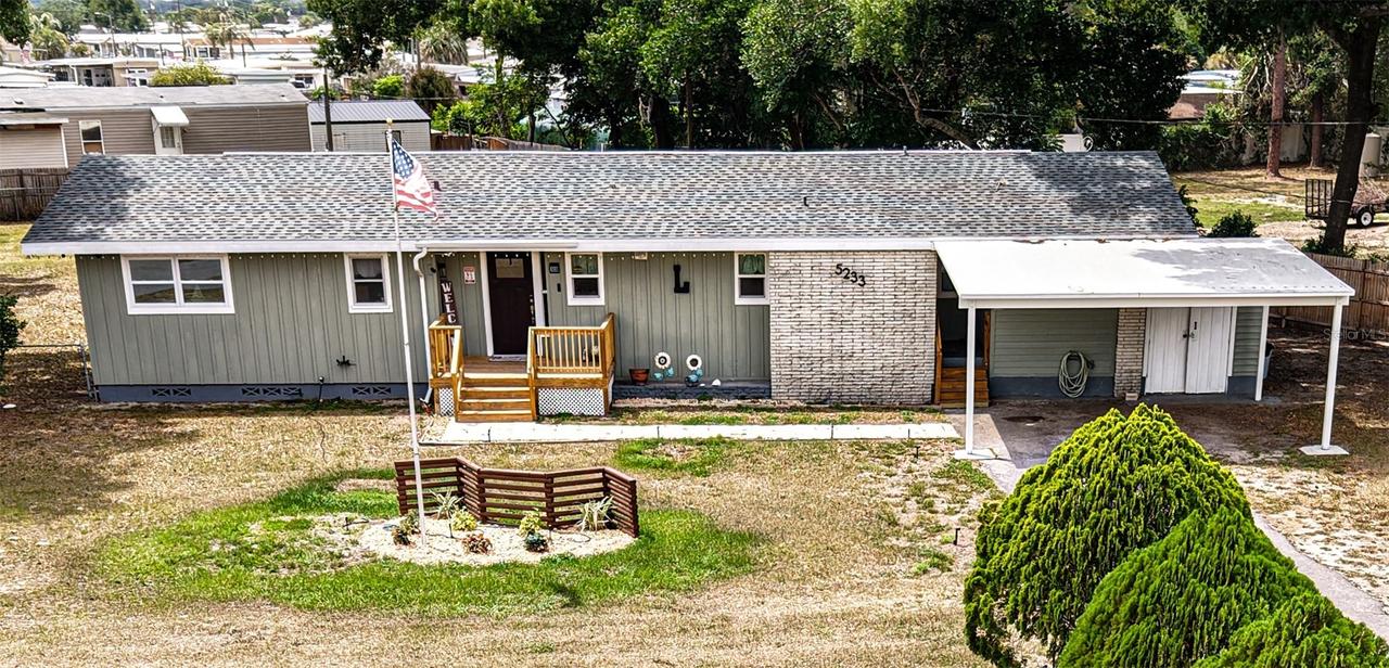 5233 Hill Dr., Zephyrhills, FL 33542
