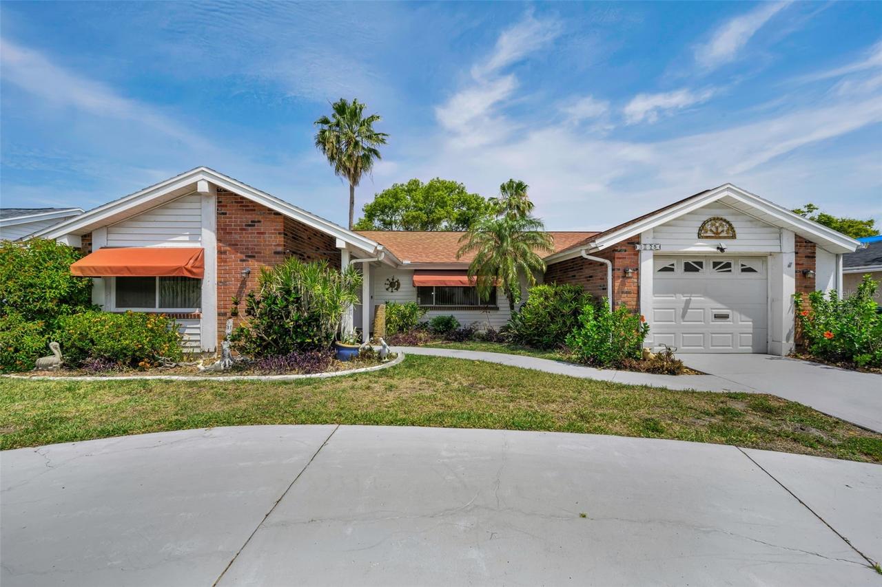 3325 Honeymoon Ln., Holiday, FL 34691