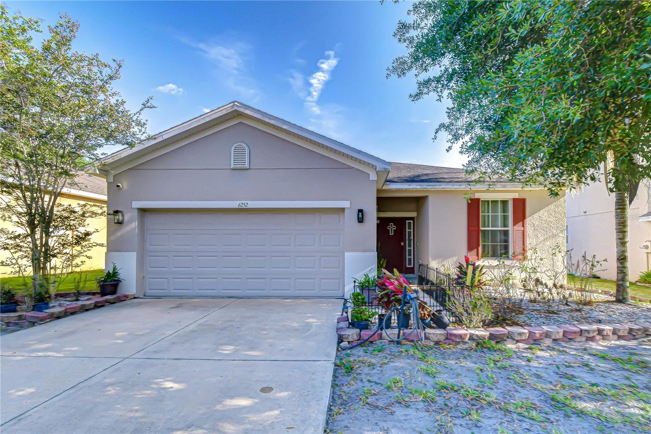 6252 Twin Bridges Dr., Zephyrhills, FL 33541