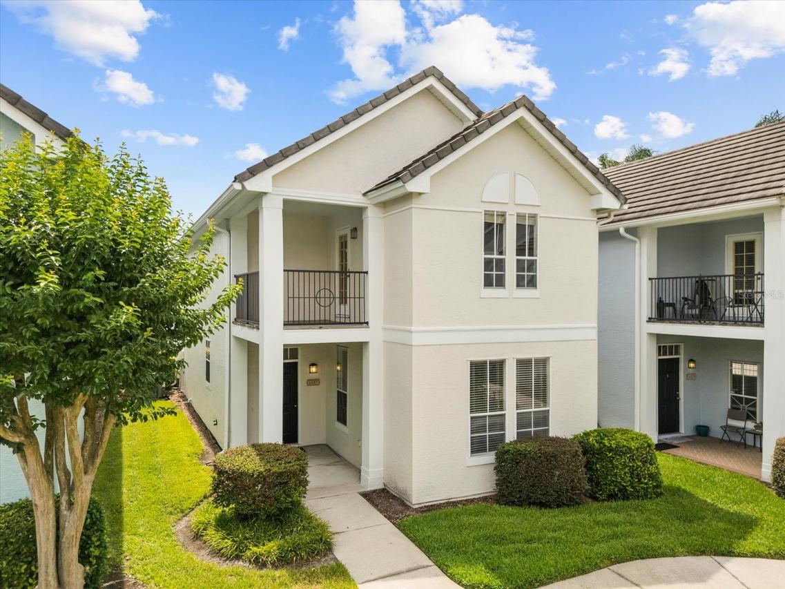 4007 Bangalow Palm Ct., Tampa, FL 33624