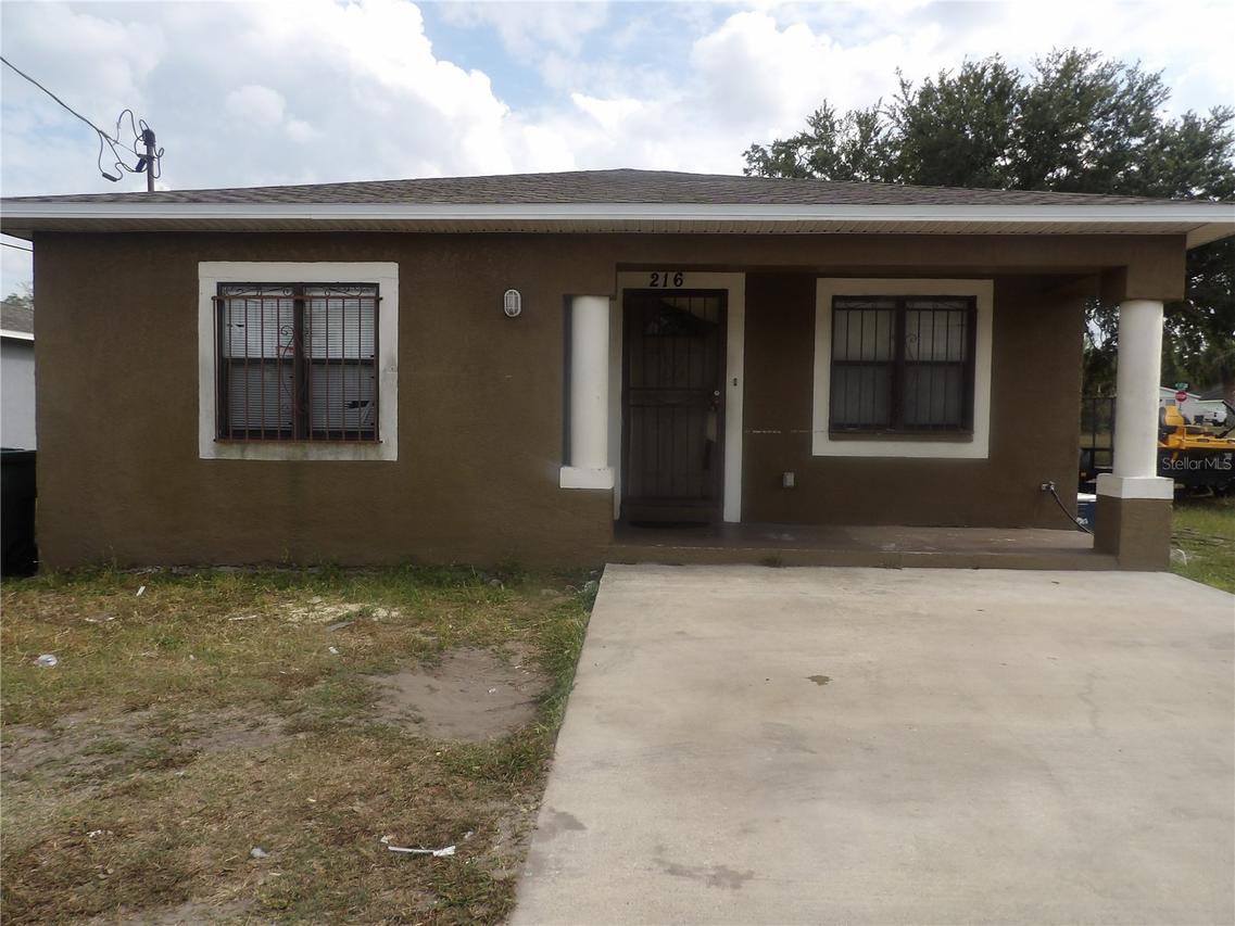 216 W 10th St., Lakeland, FL 33805