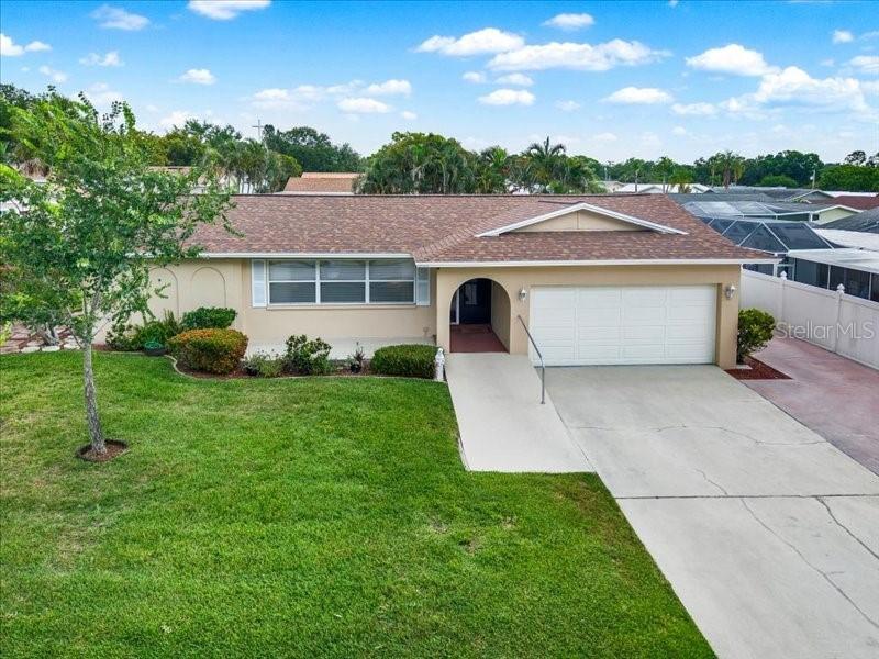 11235 Apache Pl., Largo, FL 33774