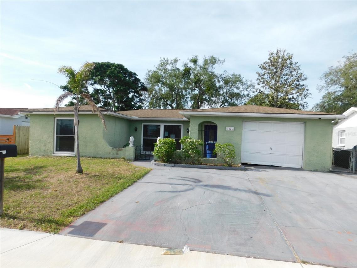 3220 Coldwell Dr., Holiday, FL 34691