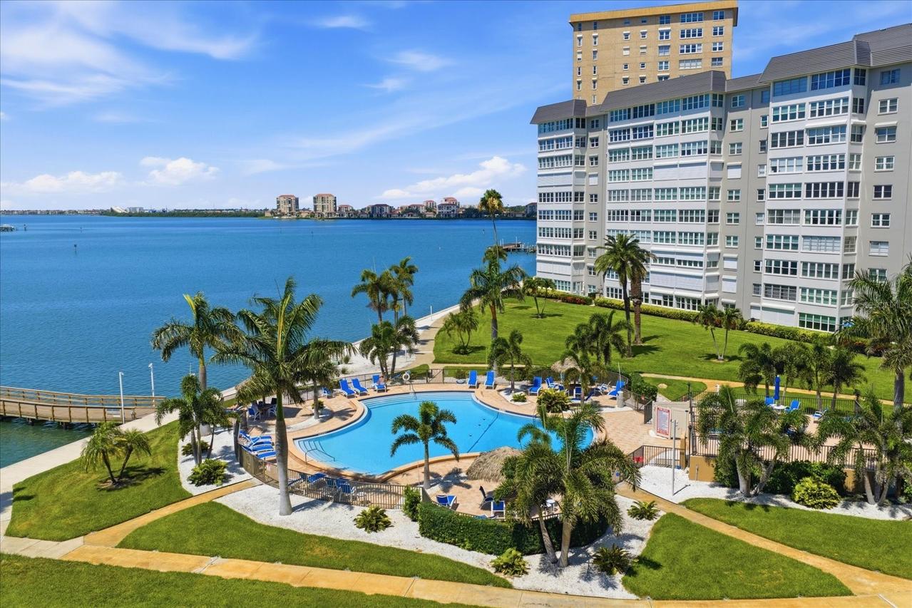 5108 Brittany Dr. #607, St Petersburg, FL 33715