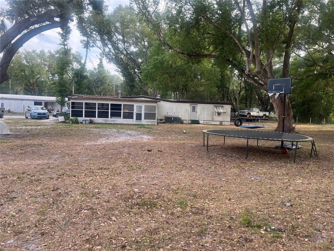 4021 Lowell Ln., Zephyrhills, FL 33541