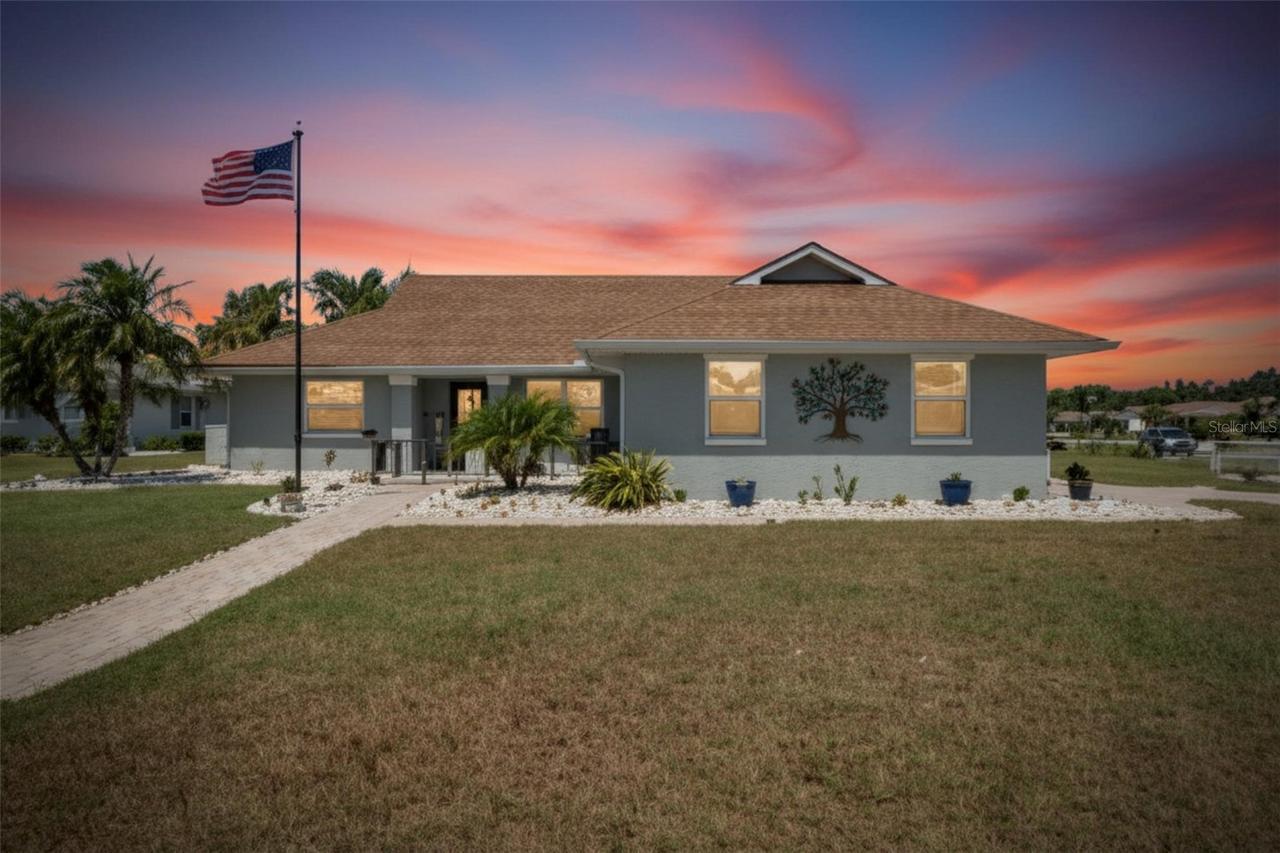 2002 E View Dr., Sun City Center, FL 33573