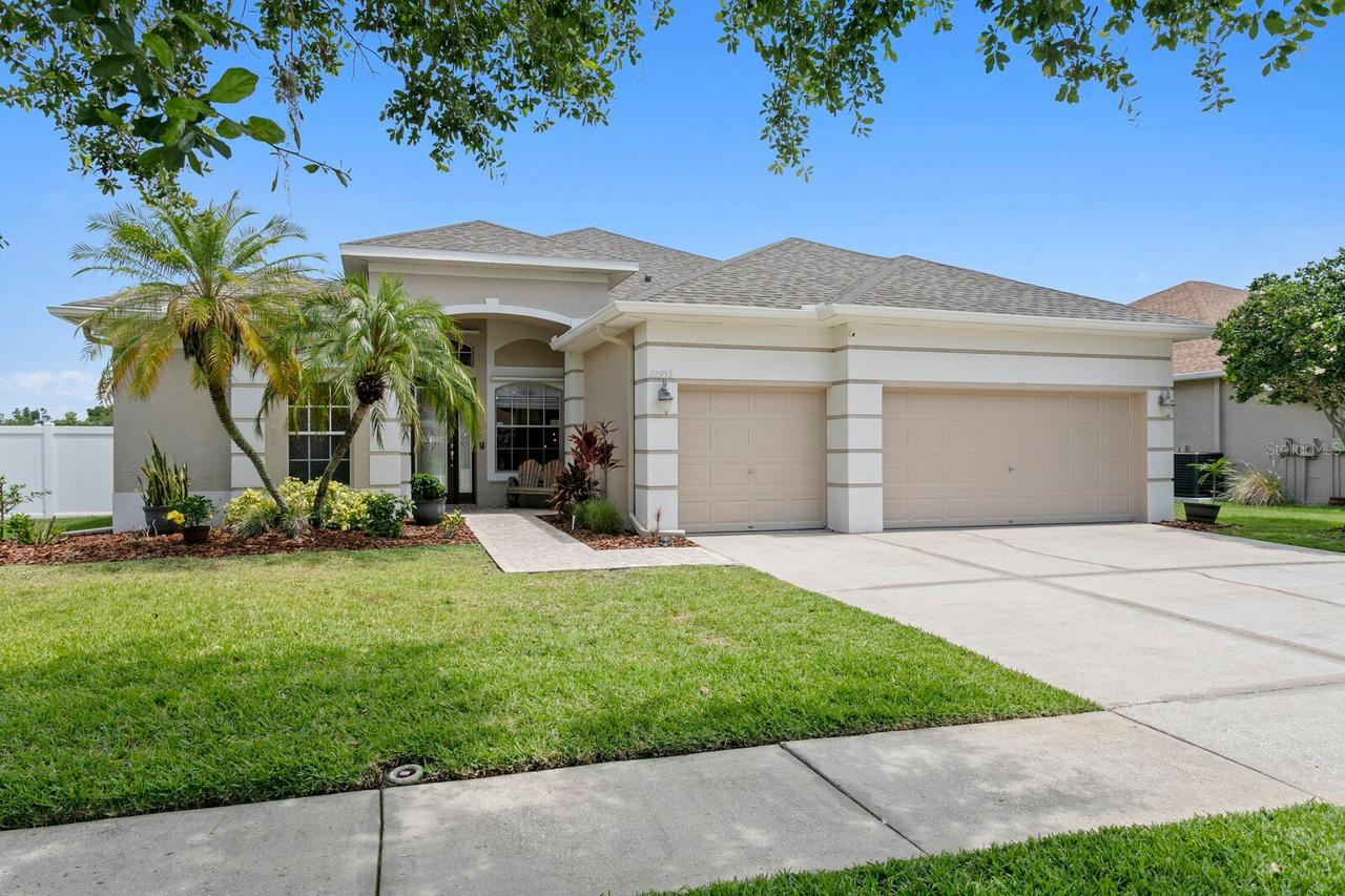 22953 Bay Cedar Dr., Land O Lakes, FL 34639