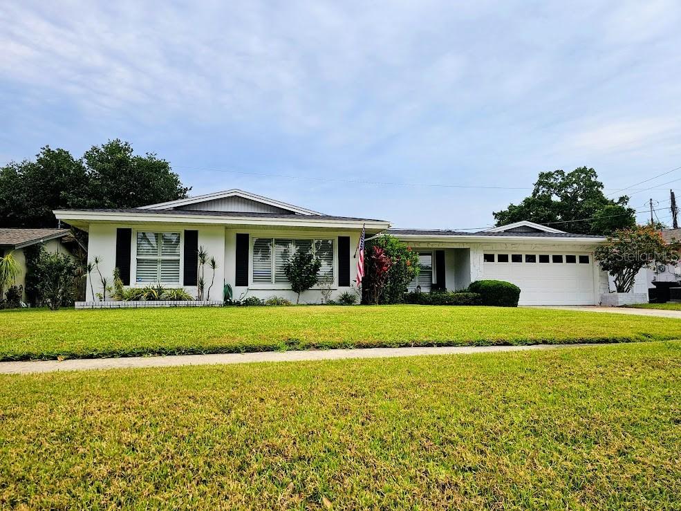 2186 Oak Grove Dr., Clearwater, FL 33764