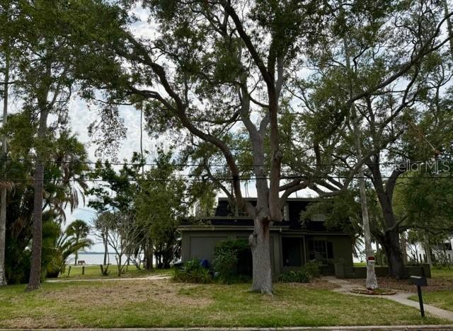 1700 Santa Barbara Dr., Dunedin, FL 34698
