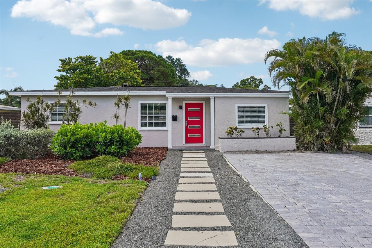 784 87th Ave., St Petersburg, FL 33702