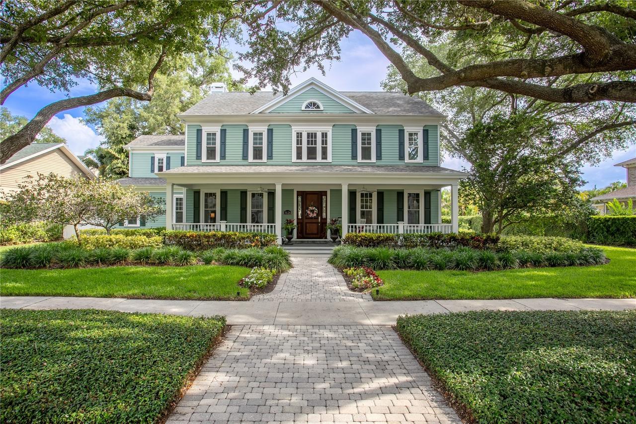 3126 W Oaklyn Ave., Tampa, FL 33609
