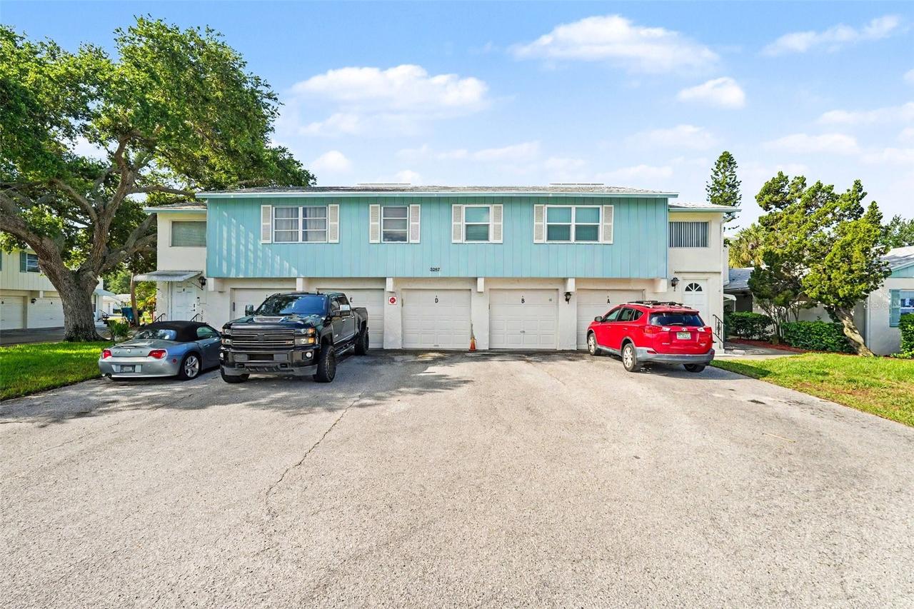 3267 39th St. #B, St Petersburg, FL 33711