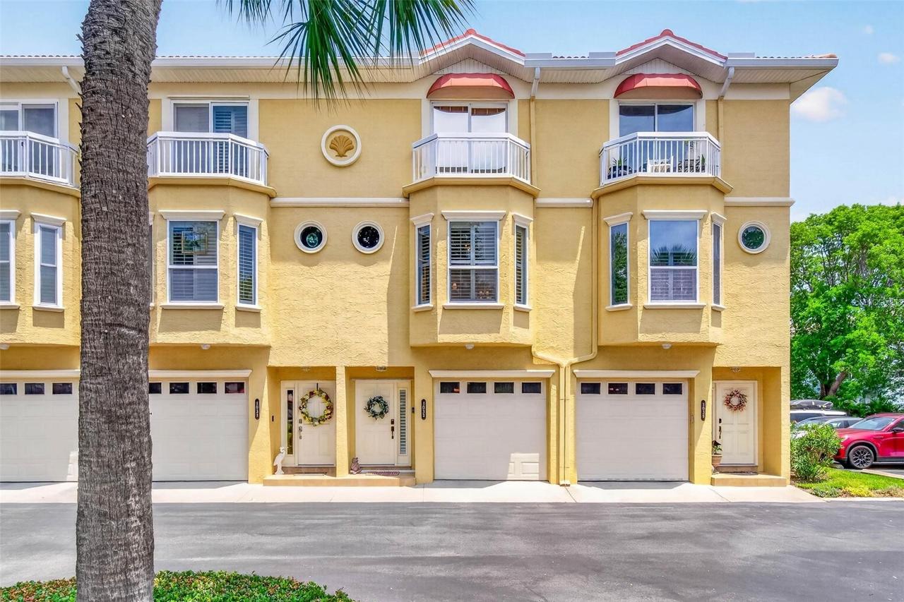 1033 Pinellas Bayway  S, Tierra Verde, FL 33715