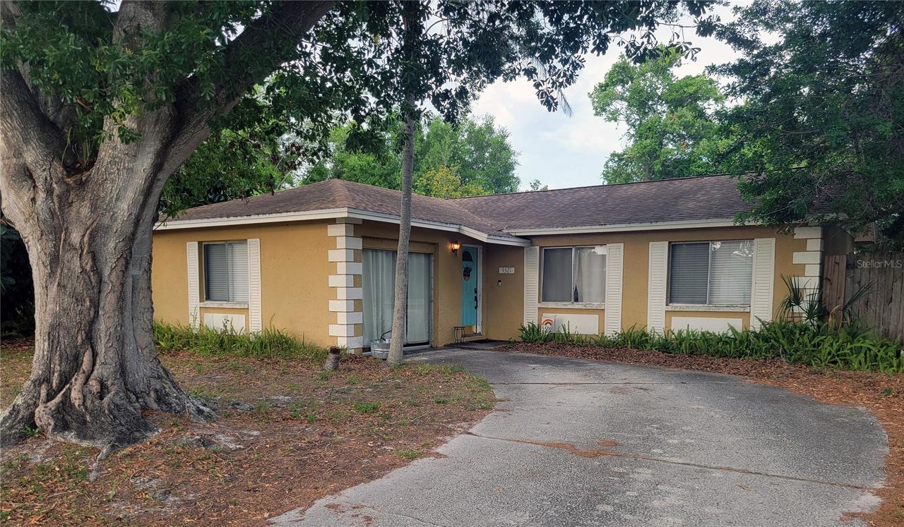 9321 91st St., Seminole, FL 33777