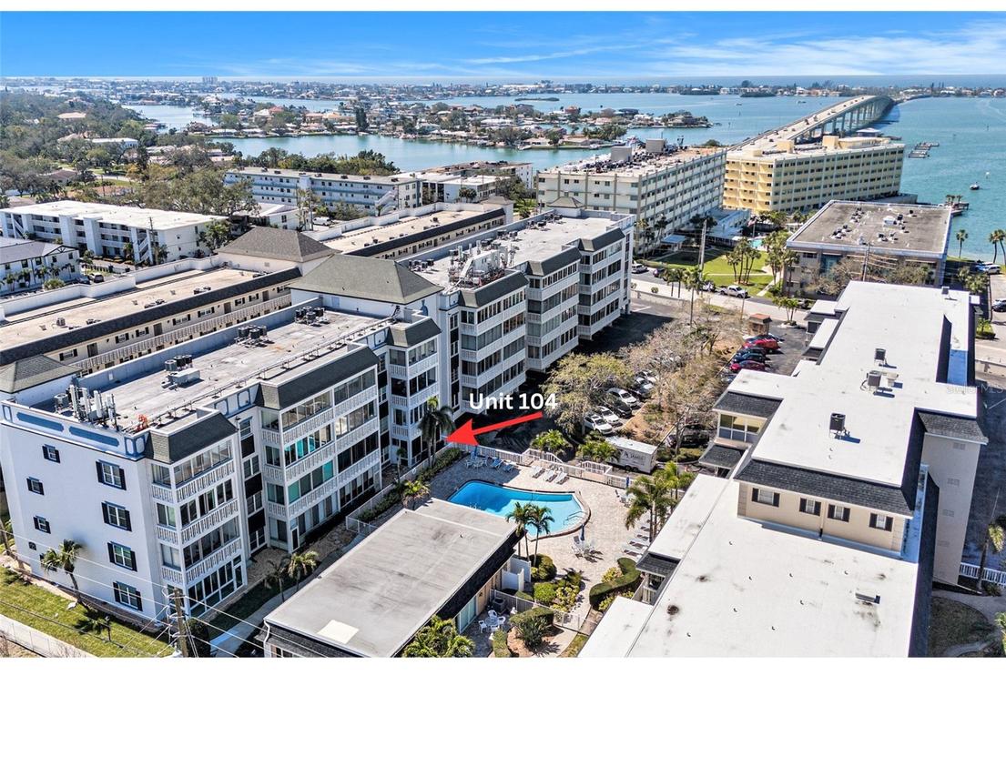 139 Bluff View Dr. #104, Belleair Bluffs, FL 33770