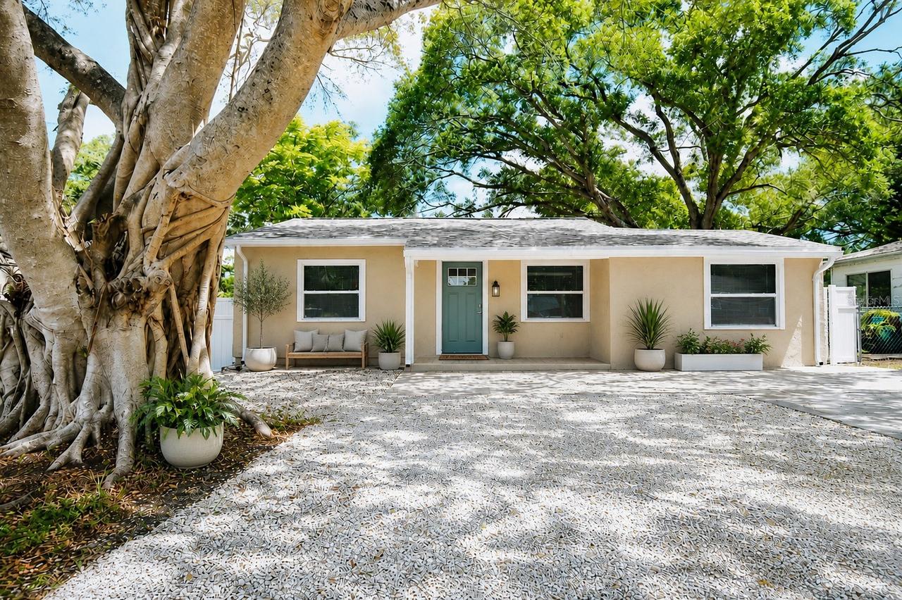 1000 8th Ave., Largo, FL 33770