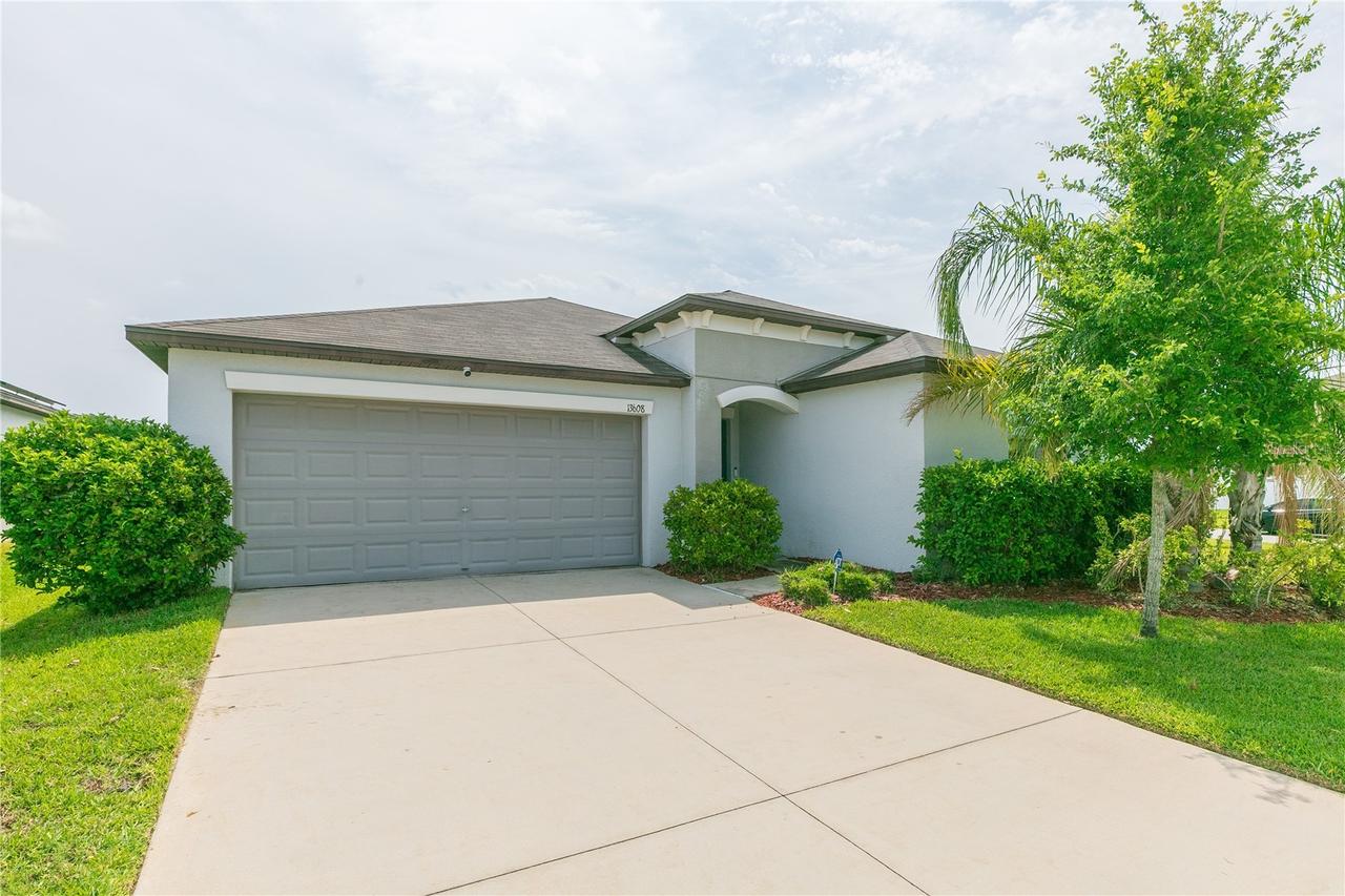 13608 Willow Bluestar Loop, Riverview, FL 33579
