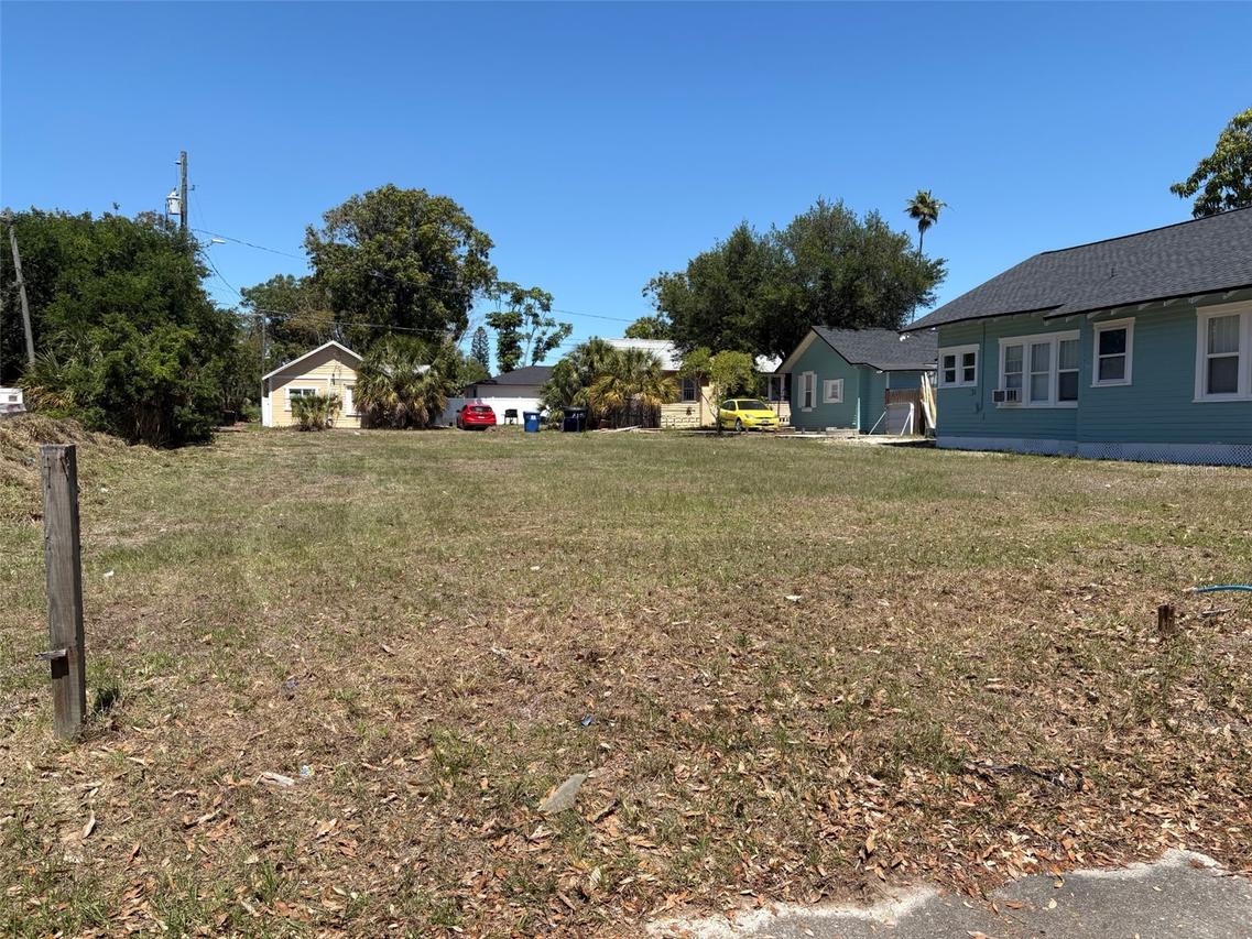 18th Ave., St Petersburg, FL 33711