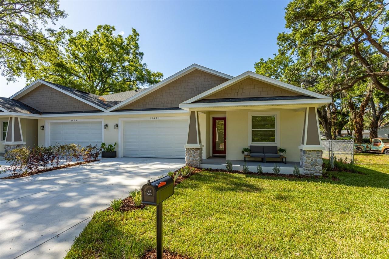 11421 & 11423 Weldon St., Seffner, FL 33584