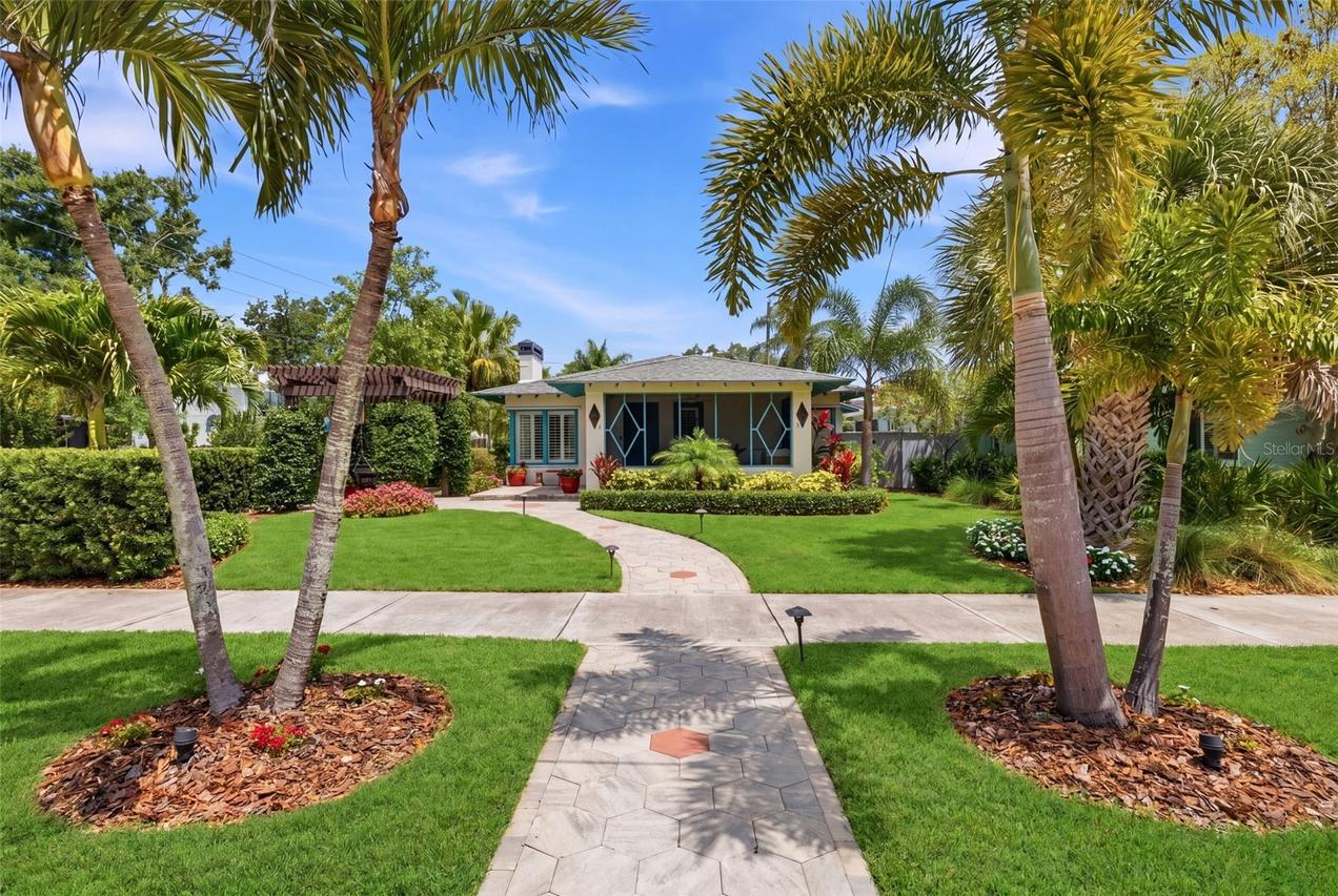 101 26th Ave., St Petersburg, FL 33704