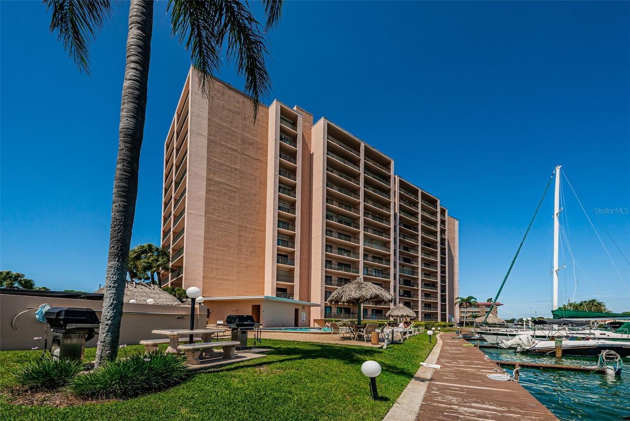 51 Island Way #306, Clearwater Beach, FL 33767