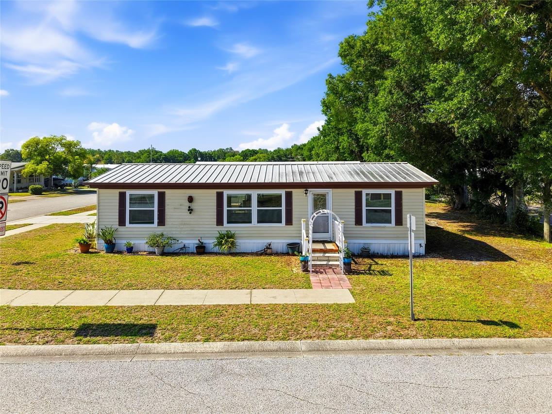 3933 Sarah Dr., Wesley Chapel, FL 33543