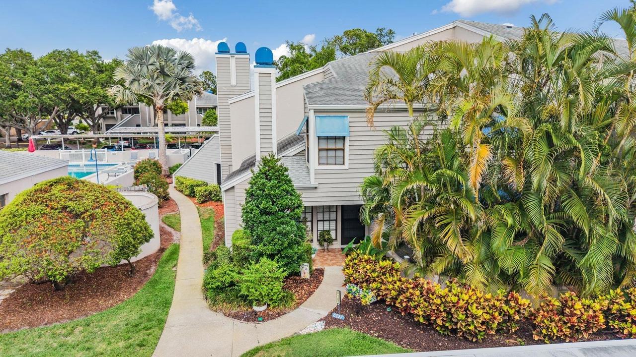 8727 Bardmoor Pl. #101, Seminole, FL 33777