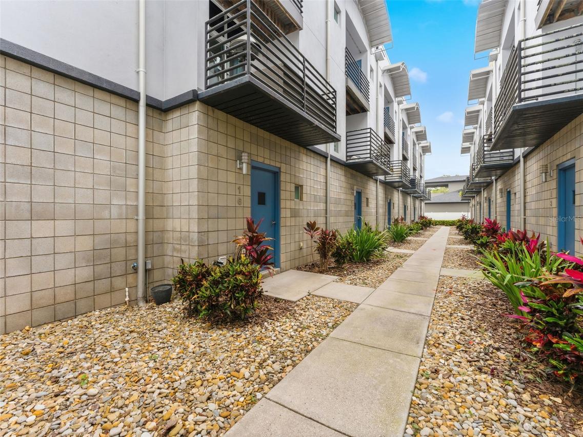 5008 S Macdill Ave. #16, Tampa, FL 33611
