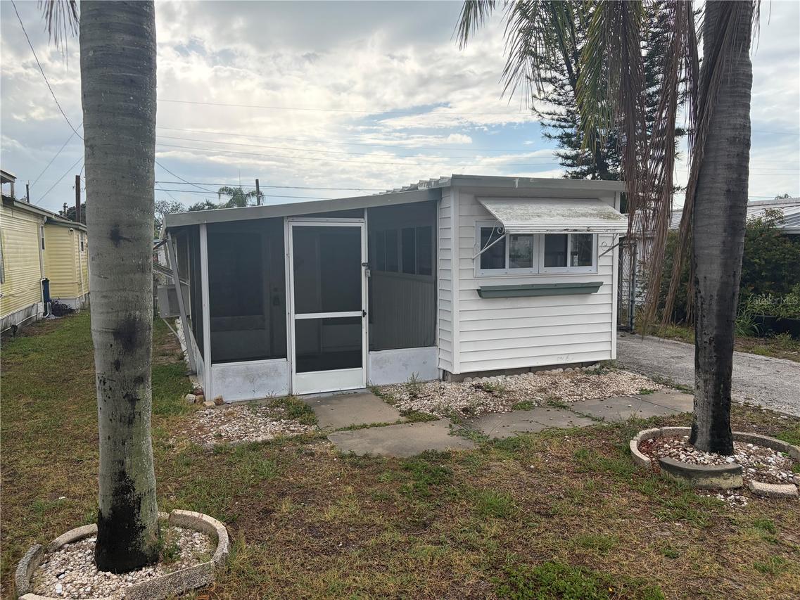 2051 Orange Dr., Holiday, FL 34691
