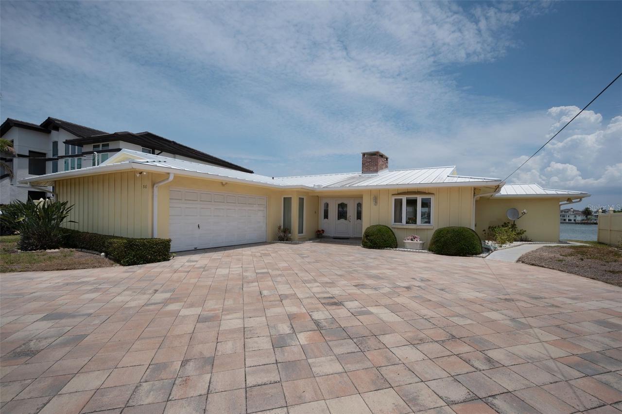 516 Harbor Dr., Indian Rocks Beach, FL 33785
