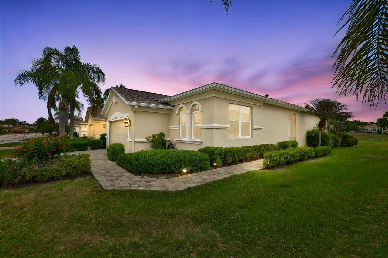 1907 Sterling Glen Ct., Sun City Center, FL 33573