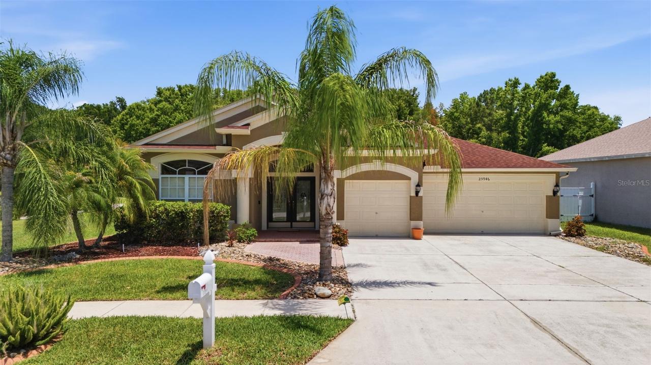 25946 Risen Star Dr., Wesley Chapel, FL 33544