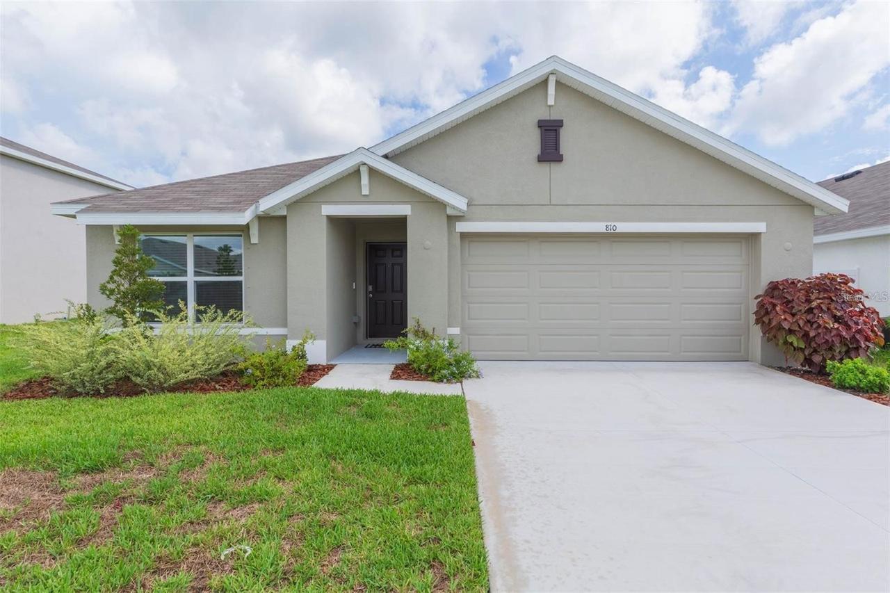 810 Ace Outlaw Ave., Ruskin, FL 33570