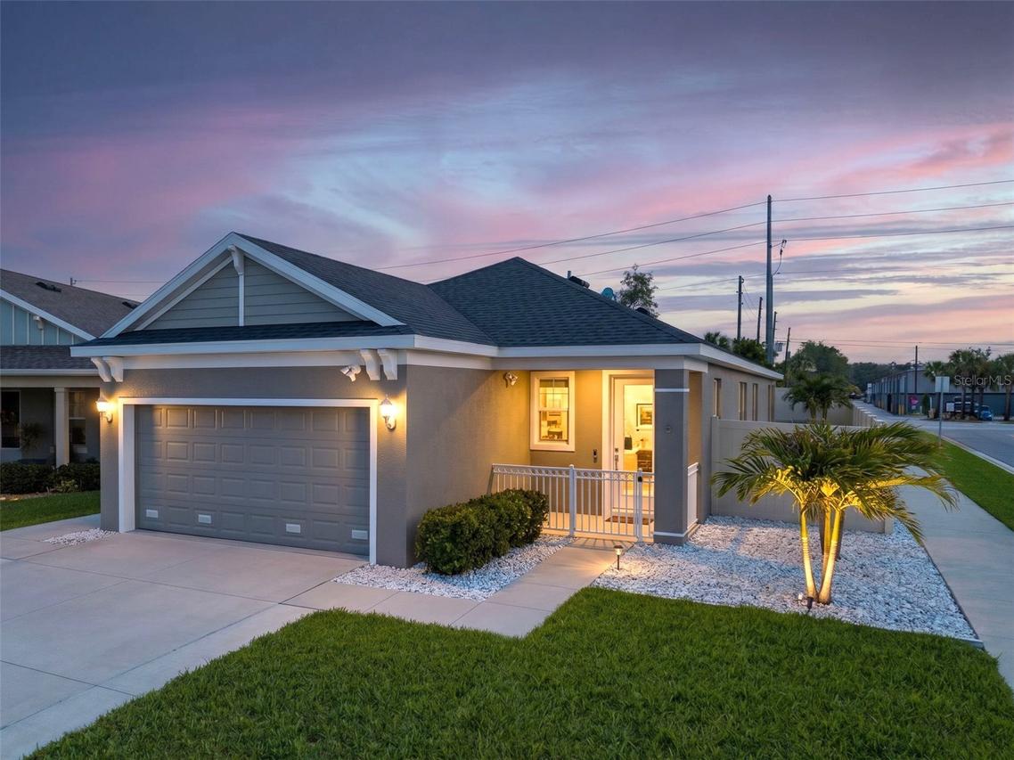 1461 N River Cir., Tarpon Springs, FL 34689