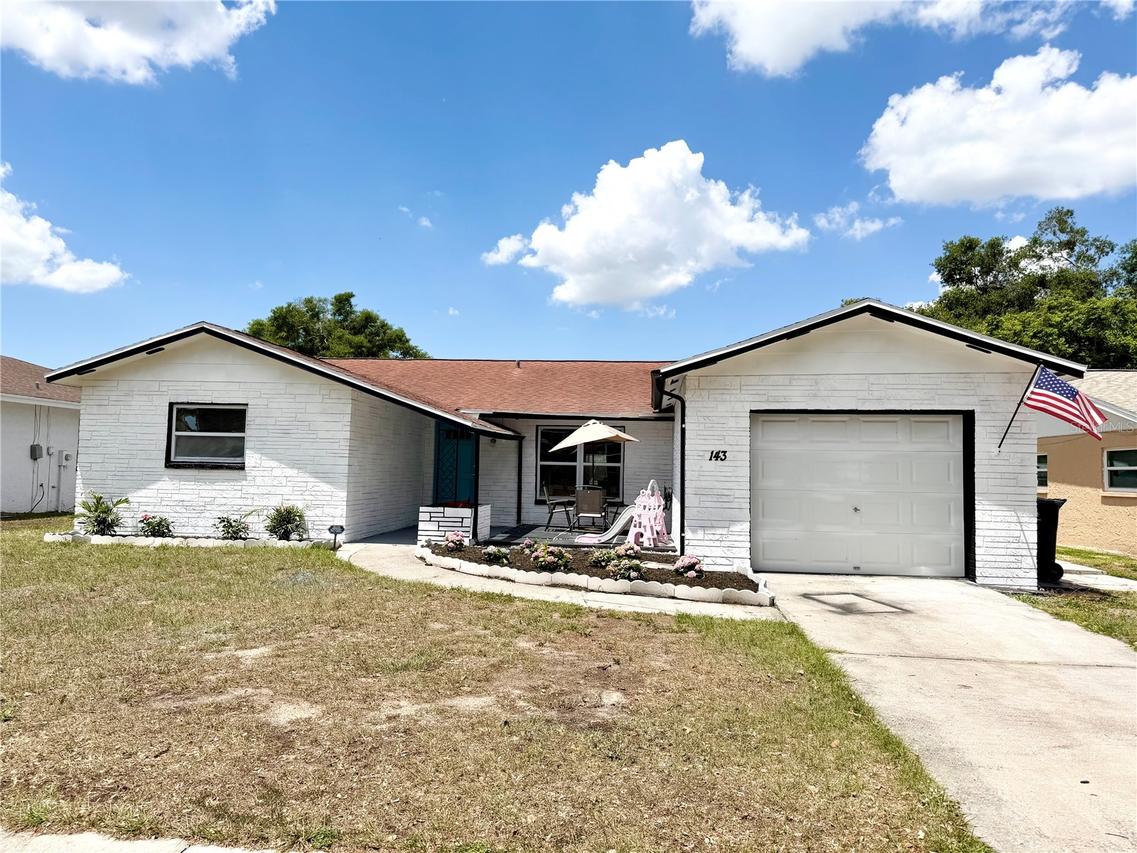 143 Valley Cir., Brandon, FL 33510
