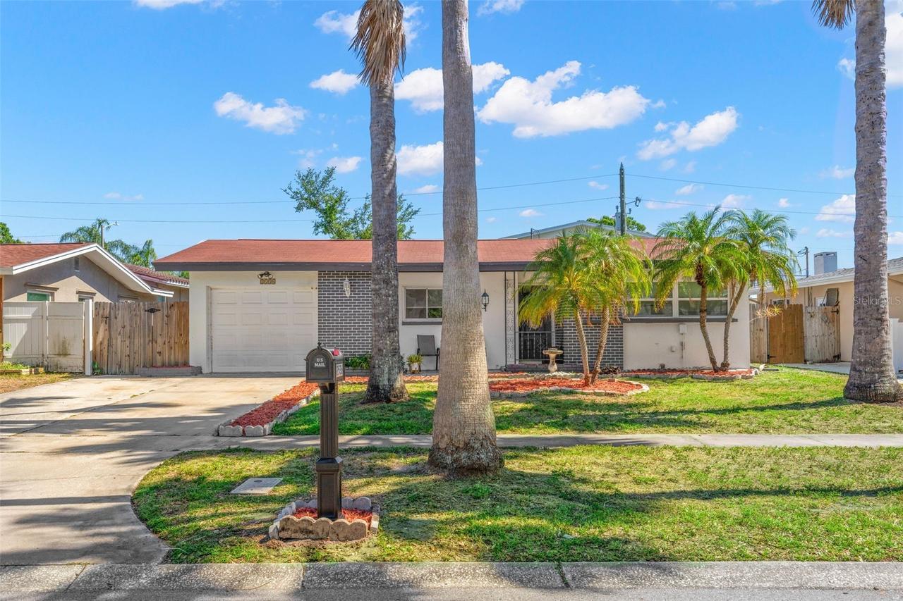 2536 Keene Park Dr., Largo, FL 33771