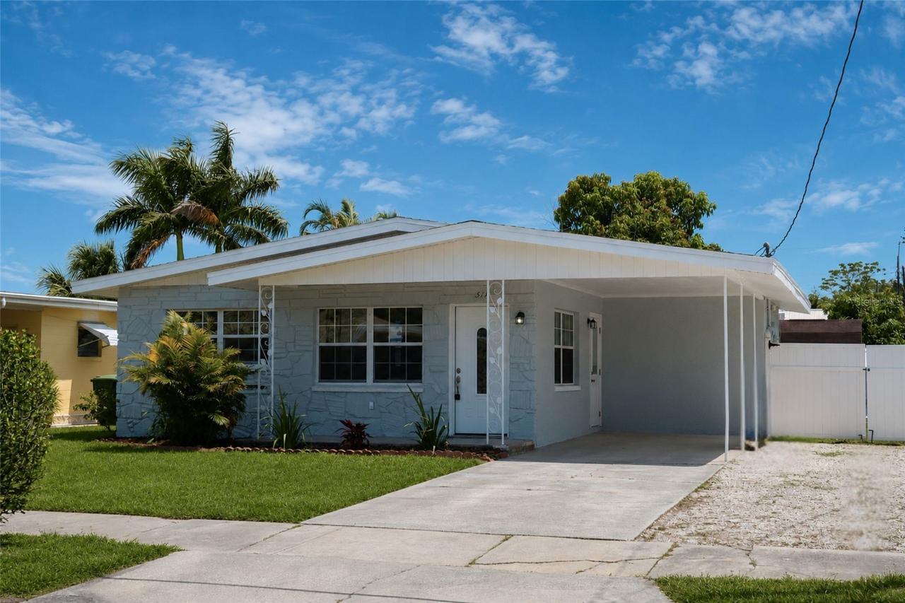 517 24th Ave., Bradenton, FL 34205