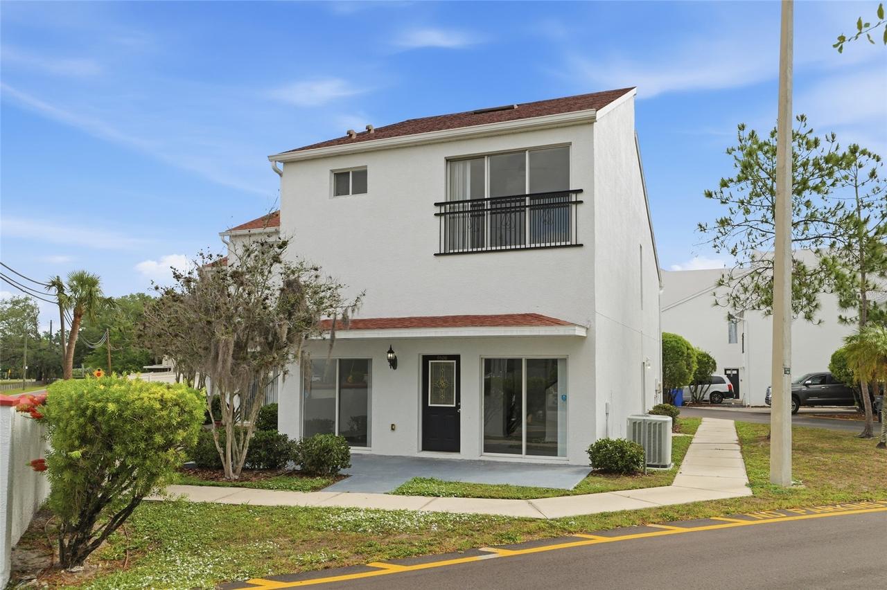 9506 Citrus Glen Pl., Tampa, FL 33618